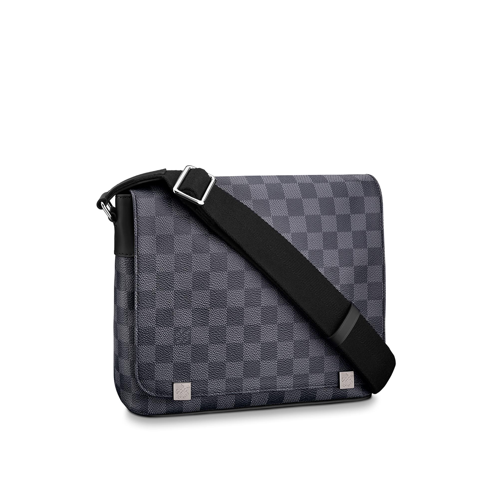 district messenger louis vuitton