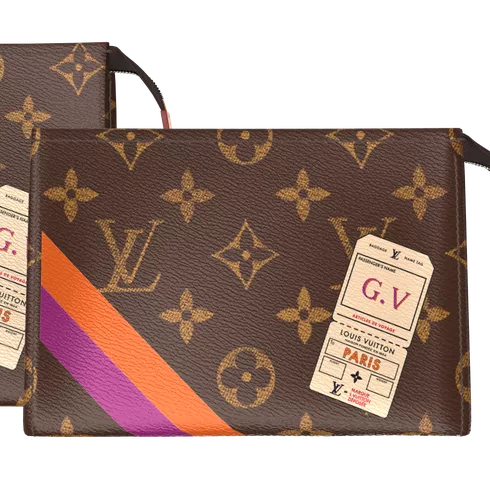Trio Toilet Pouch Mon Monogram Monogram in Hadiah dan Personalisasi's Personalisasi Travel collections by Louis Vuitton (Perbesar produk)